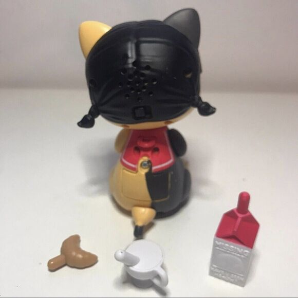 L.O.L. Surprise! 2018 interactive pet Fuzzy Fan w/accessories - Picture 2 of 2